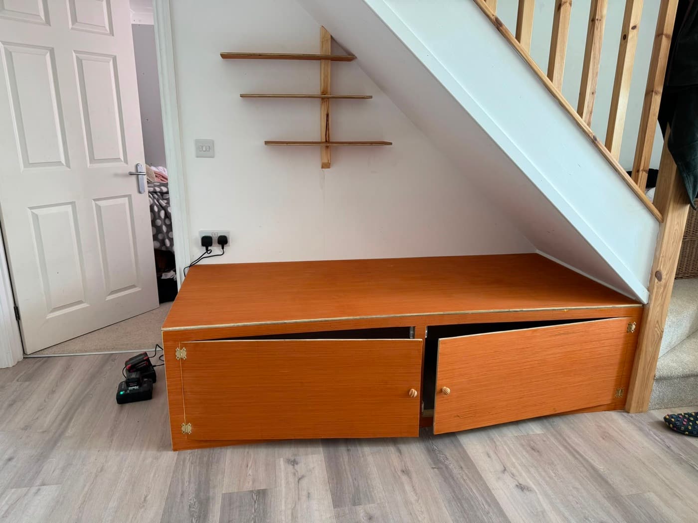 Bespoke resin & woodwork by Ansum Creations, Cornwall (8)